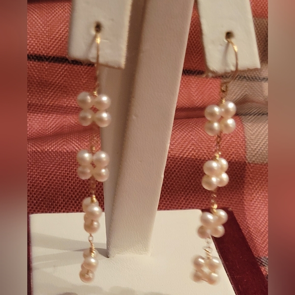 14KT YELLOW GOLD CULTURED PEARLS EARRINGS - Picture 3 of 5